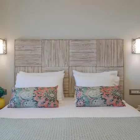 Thalassa View Апартаменты *