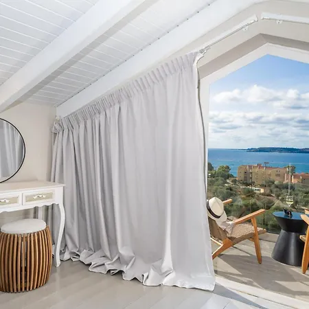 Thalassa View